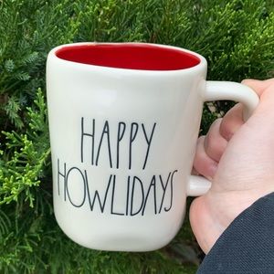 Rae Dunn HAPPY HOWLIDAYS Christmas mug